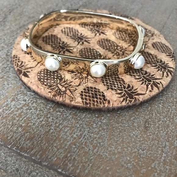 Tory Burch Stacked Studed Imitation Pearl Bracelet - Picture 5 of 8